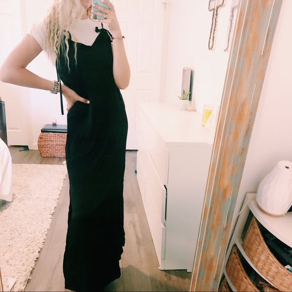 The Vanity Room Dresses & Skirts - The Vanity Room Black Maxi Dress Tie  Staps